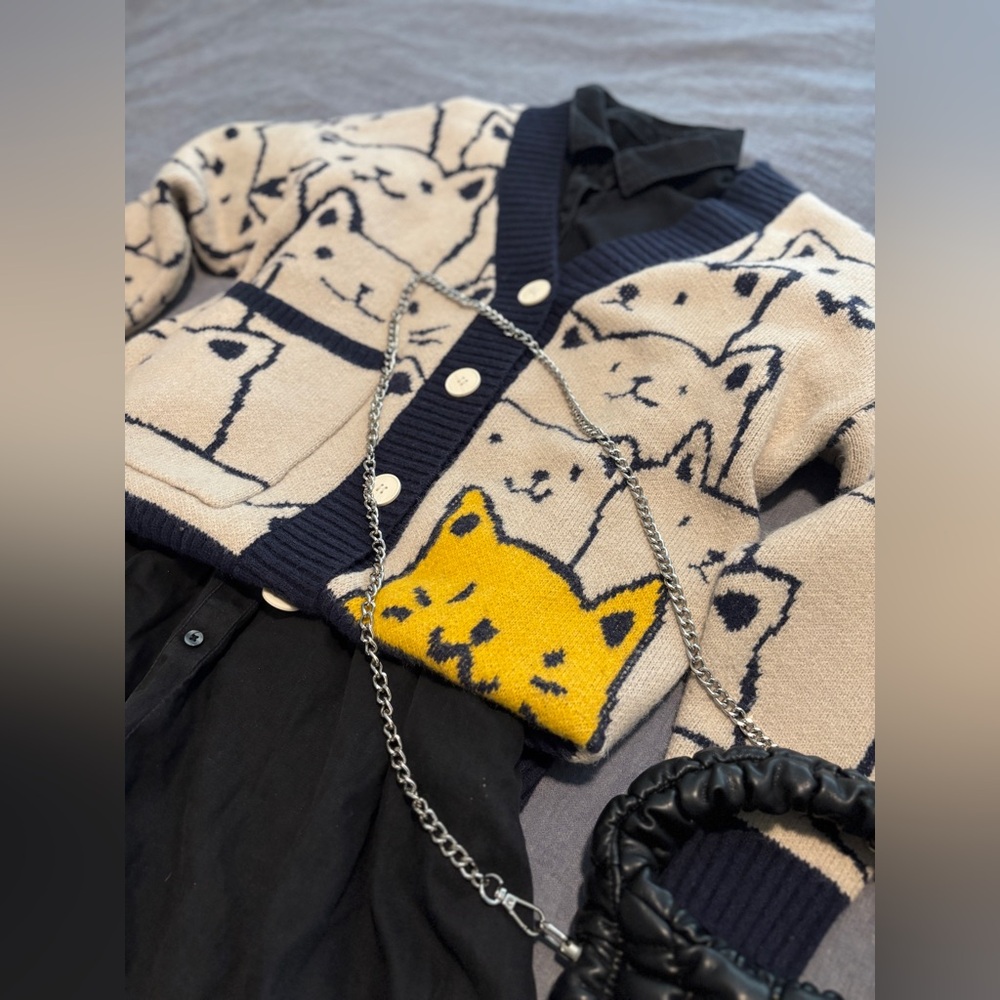 Cat Button-Up Knit Oversized Cardigan, Navy blue, beige - Picture 7 of 9